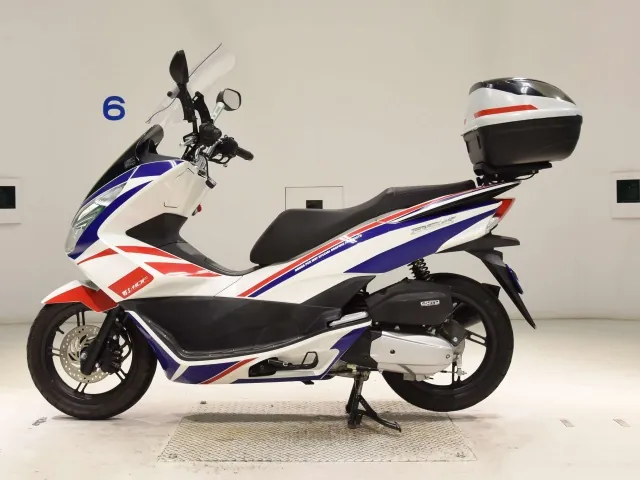 Honda PCX JF56, white | red | blue, фото 2