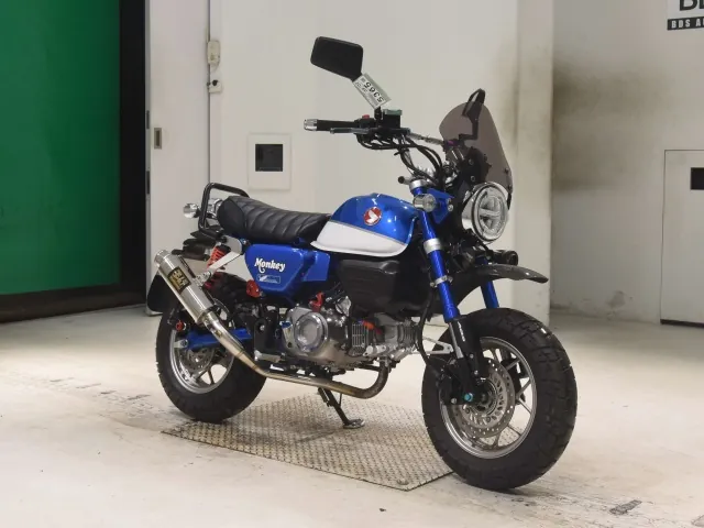 Honda Monkey 125, белый, синий, фото 3