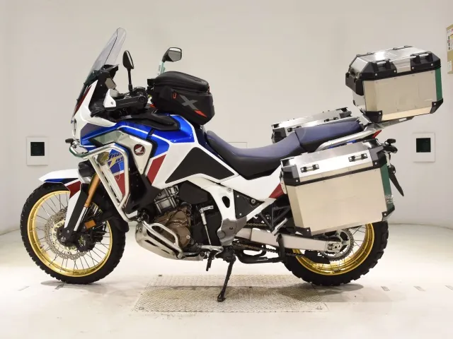 Honda CRF1100L 2020, white | red | blue, фото 2