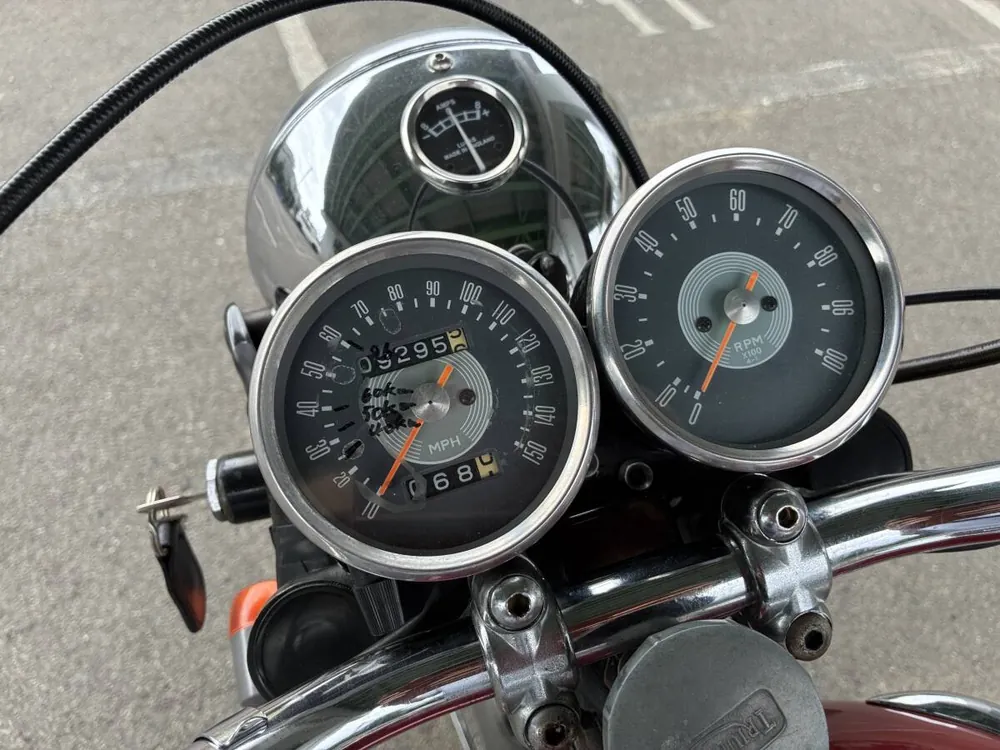 Triumph T140 Bonneville 1979, фото 8