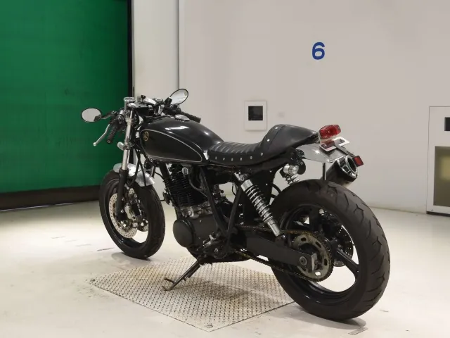 Yamaha SR400 1992, чёрный, фото 6