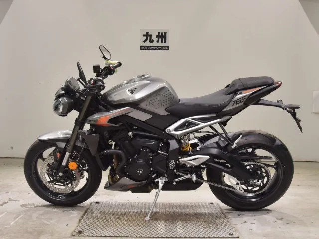 Triumph Street Triple RS 2026, серый, фото 2