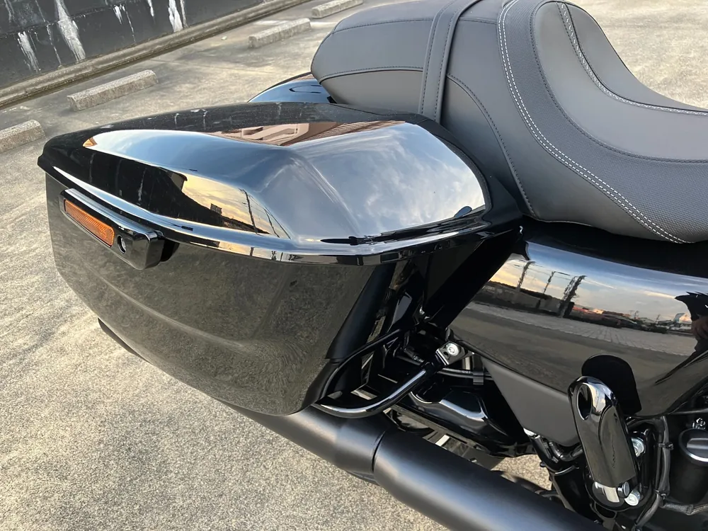 Harley-Davidson FLTRX 2026, чёрный, фото 3
