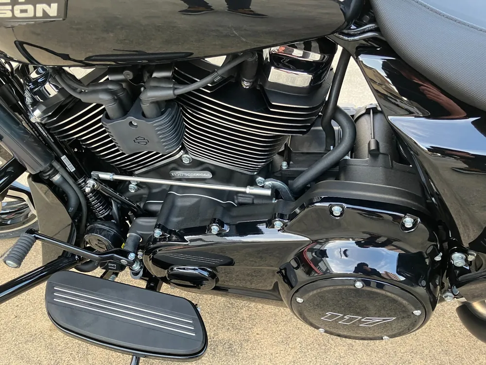 Harley-Davidson FLTRX 2026, чёрный, фото 6