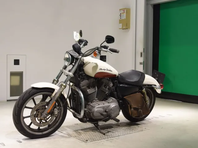 Harley-Davidson XL883L 2011, white | light brown, фото 4