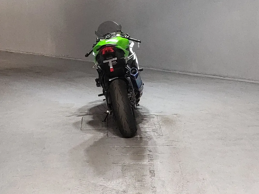 Kawasaki ZX-6R 2016, зелёный, фото 4