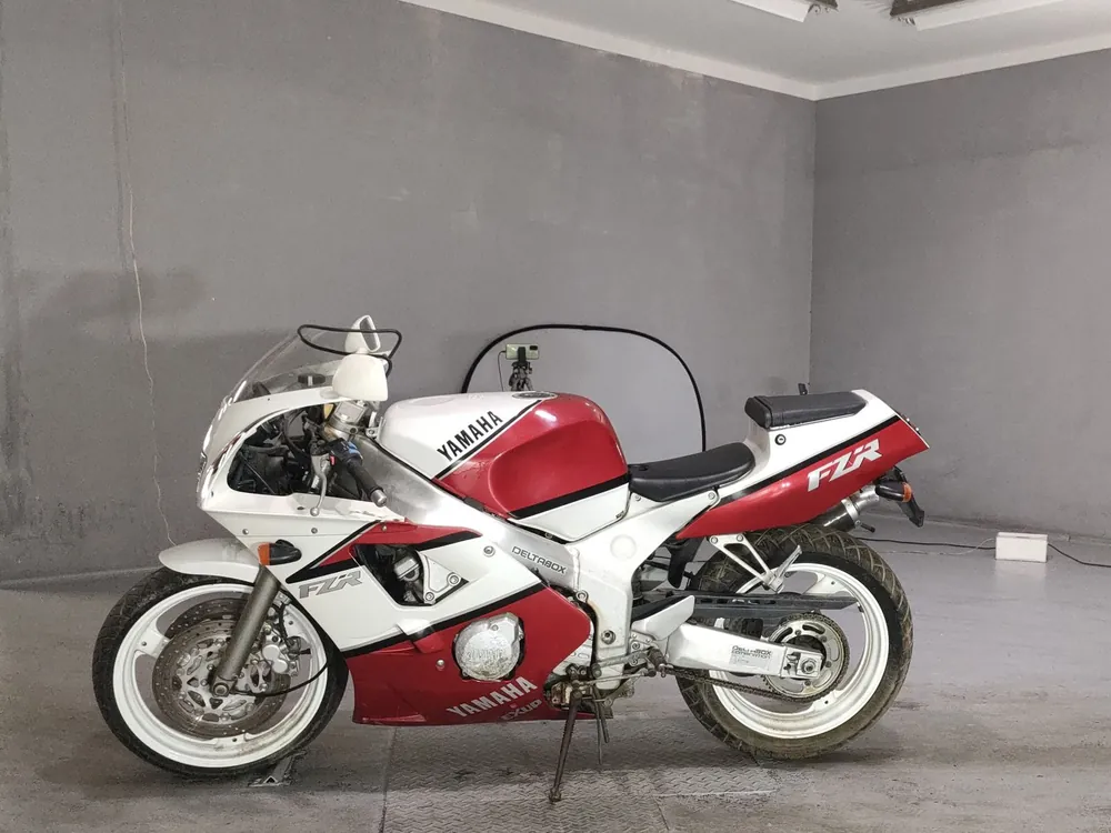 Yamaha FZR400RR 1991, white / red, фото 2