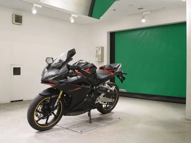 Honda CBR250RR, matt black, фото 4