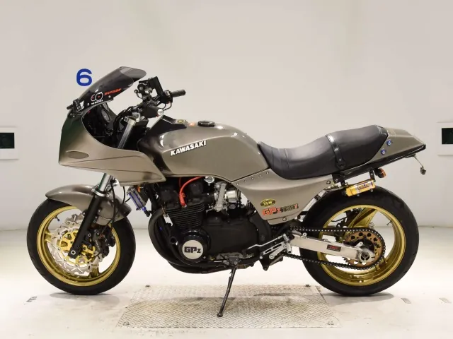 Kawasaki GPZ750 1983, серый, фото 2