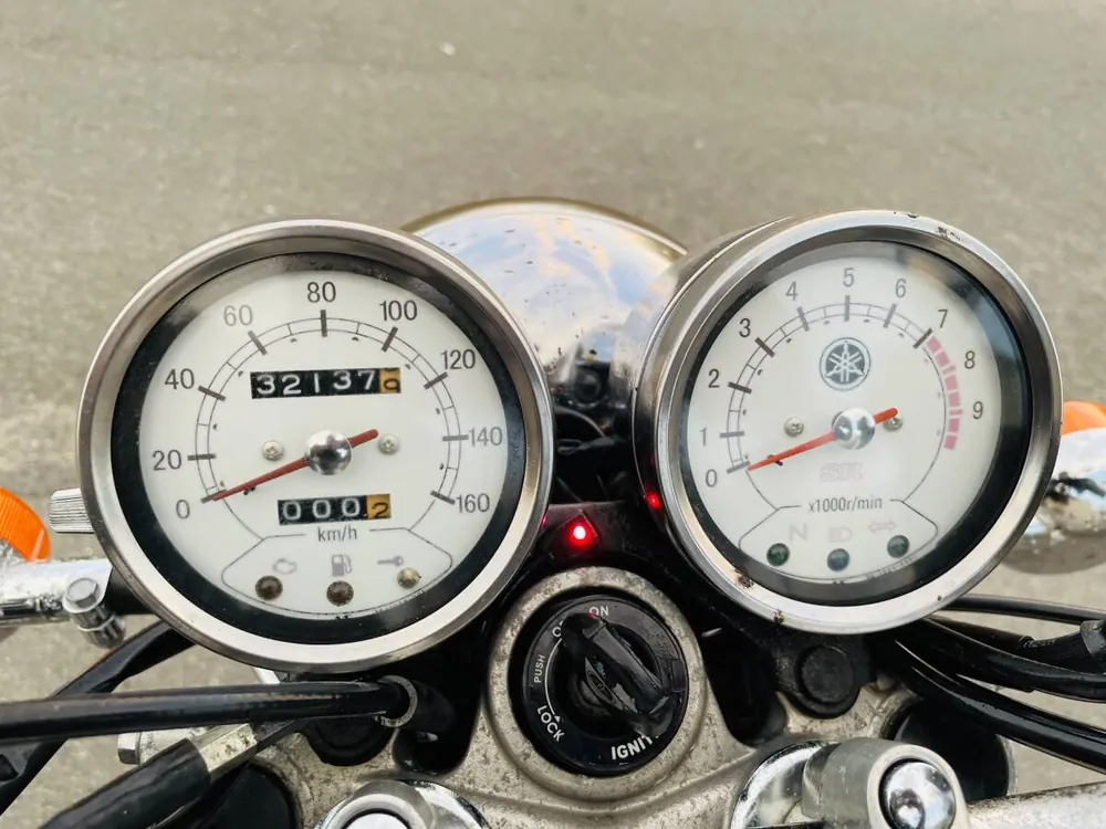 Yamaha SR400 2012, фото 2
