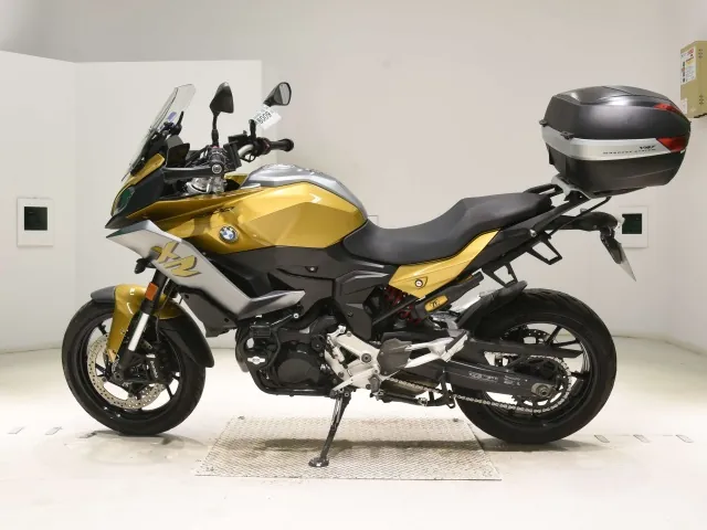 BMW F900XR 2020, золотистый, фото 2