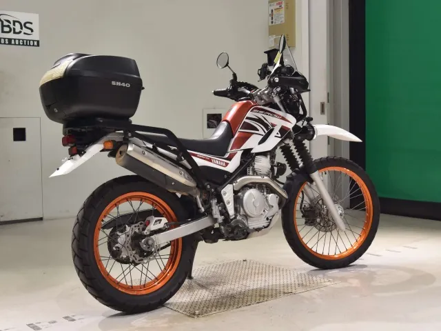 Yamaha Serow 250, white | red, фото 5