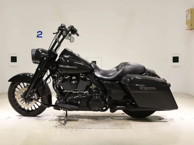 Harley-Davidson FLHRXS1750 2017, чёрный, фото 2