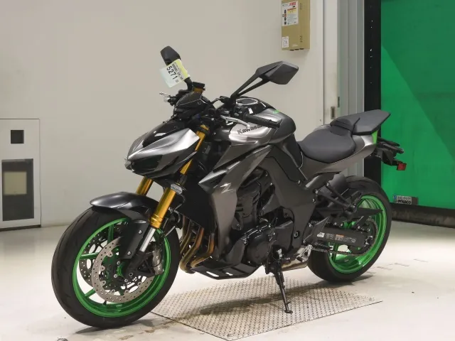 Kawasaki Z1100 2026, серый, фото 4