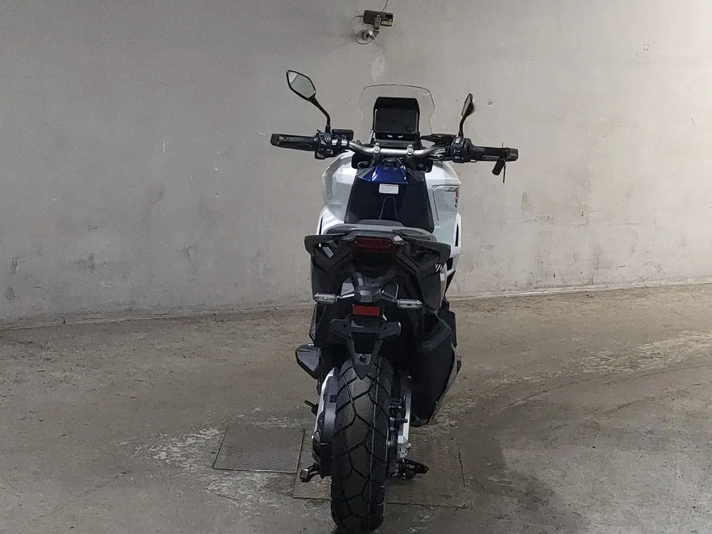 Honda X-ADV750 2026, белый, фото 4