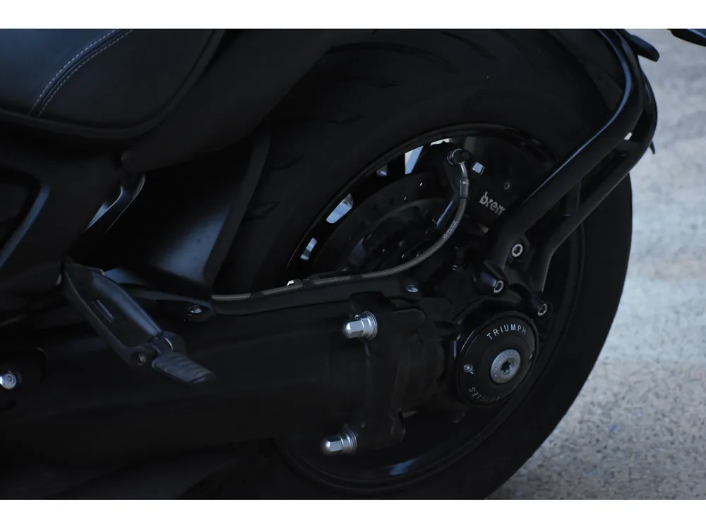 Triumph ROCKET 3R 2022, чёрный, фото 7