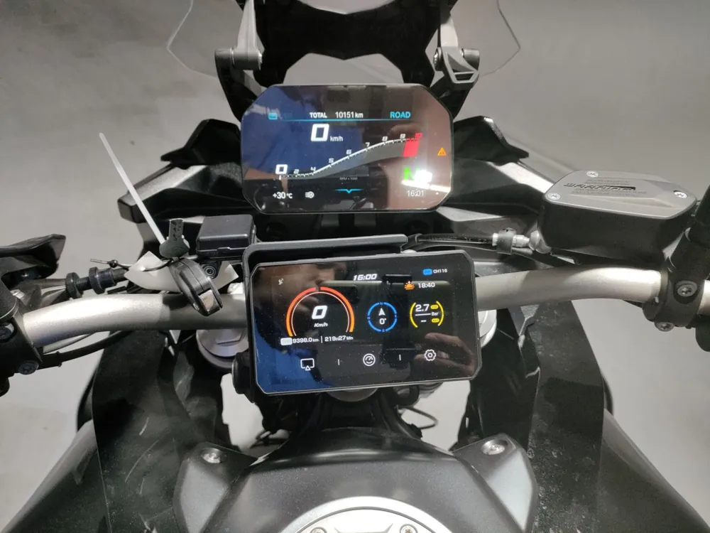 BMW F900XR 2024, чёрный, фото 5