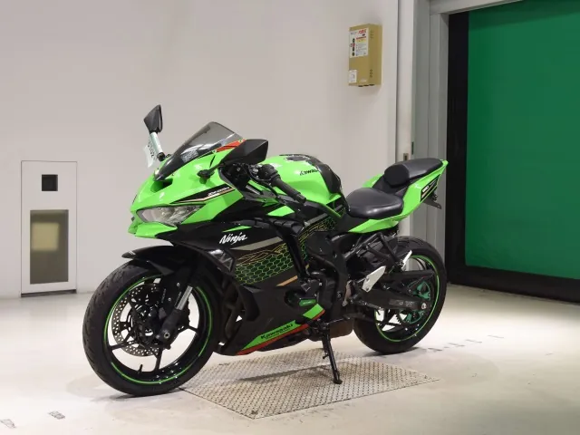 Kawasaki Ninja ZX-25R, зелёный, фото 4