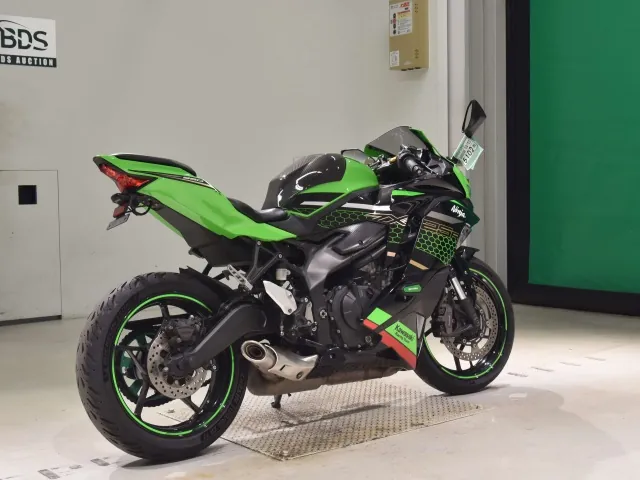 Kawasaki Ninja ZX-25R, зелёный, фото 5