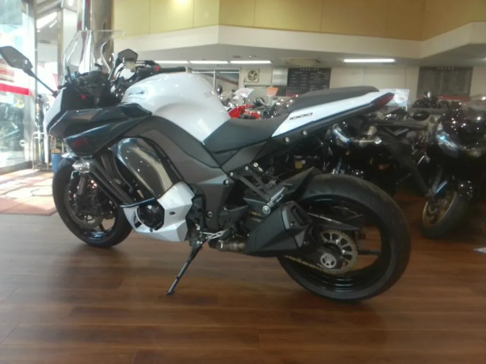 Kawasaki Ninja 1000 2013, p white / black, фото 2
