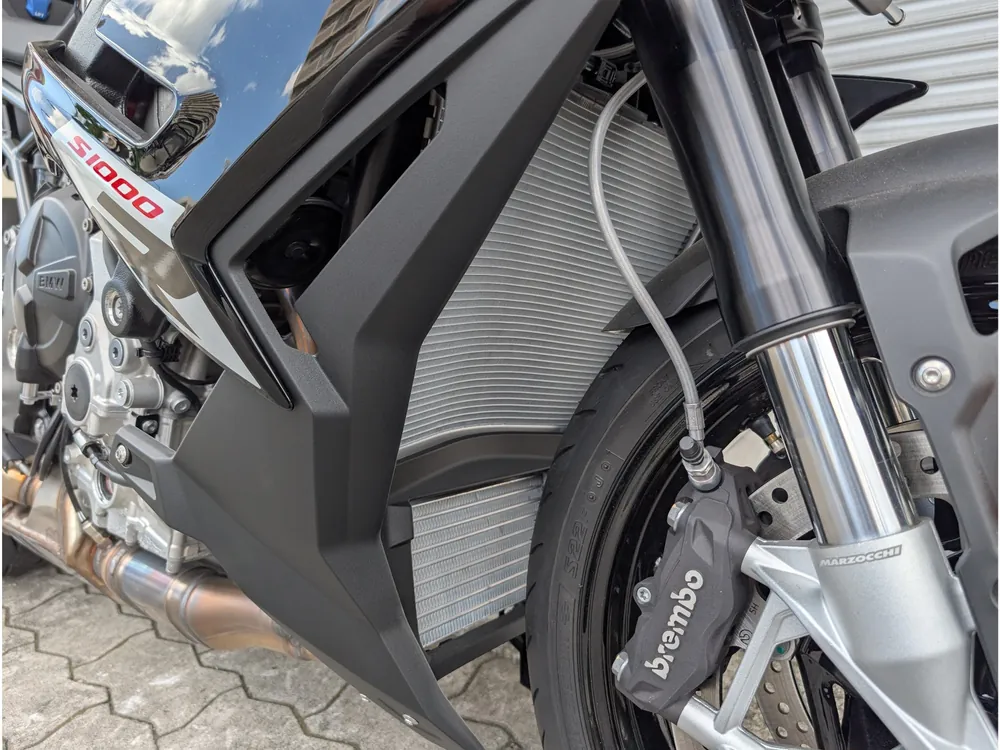 BMW S1000Rr 2026, чёрный, фото 13