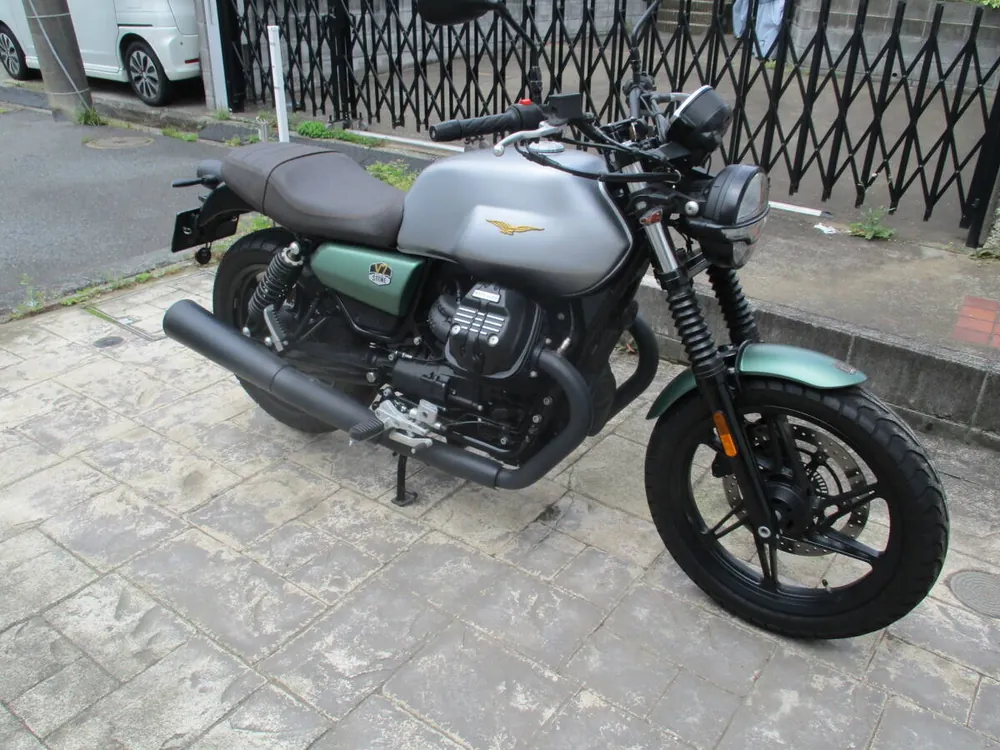 Moto Guzzi V7 Centenary 2021, фото 4