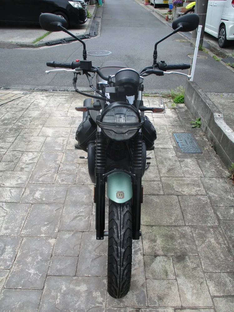 Moto Guzzi V7 Centenary 2021, фото 5