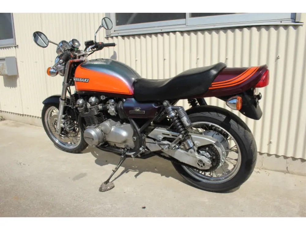 Kawasaki Zephyr750RS 2025, orange / purple, фото 10