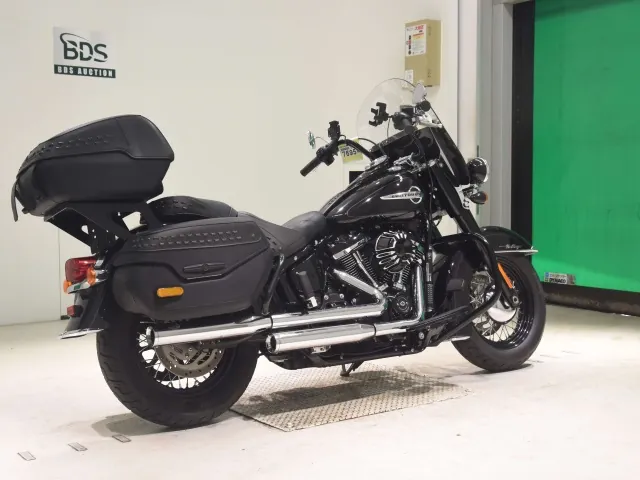 Harley-Davidson FLHCS1870 2019, чёрный, фото 5