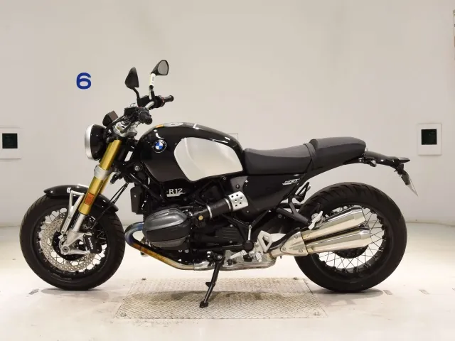 BMW R12nineT 2024, black | silver, фото 2