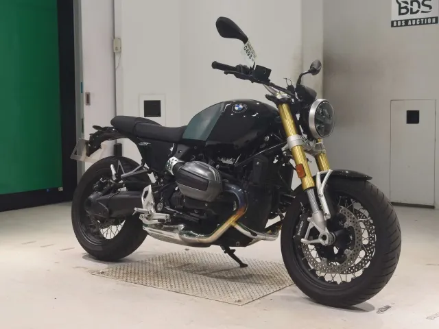 BMW R12nineT 2024, black | silver, фото 3