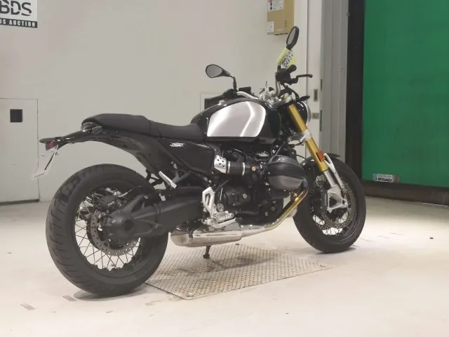 BMW R12nineT 2024, black | silver, фото 5
