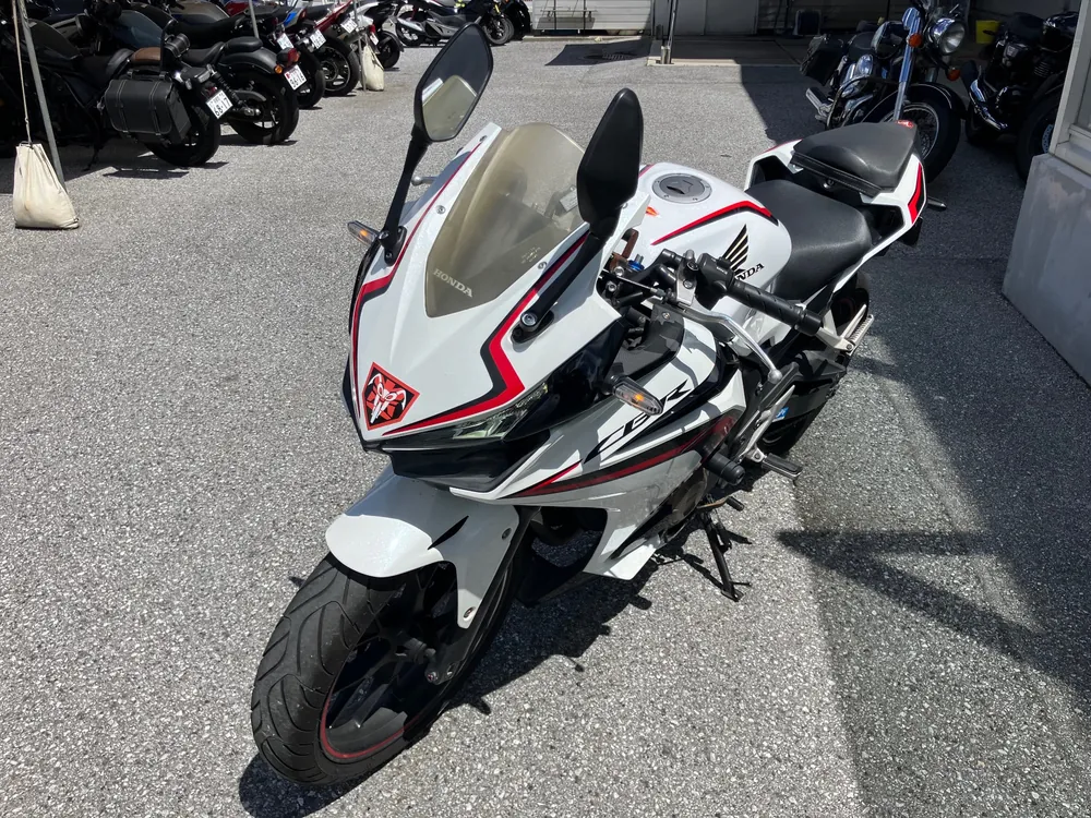 Honda CB400X 2020, white / black / red, фото 5
