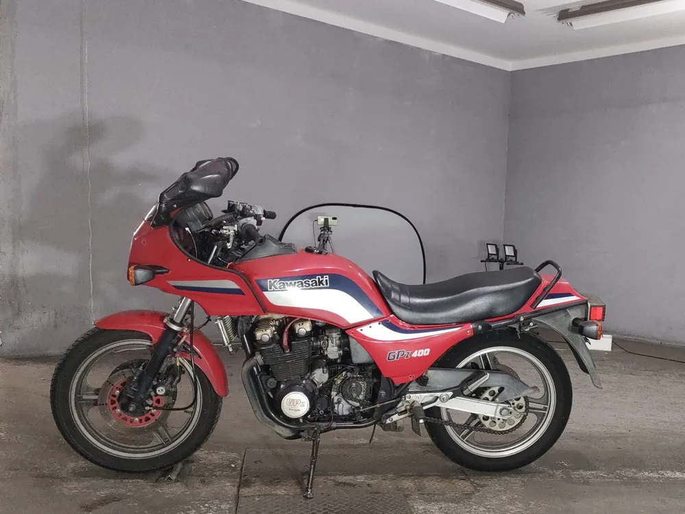 Kawasaki GPZ400 1993, красный, фото 2