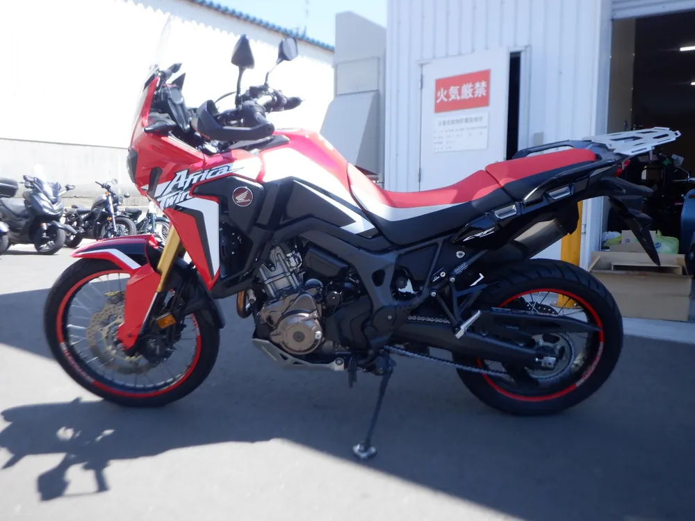 Honda Cfr1000 Africatwin 2017, black / red / white, фото 2