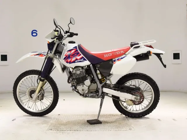 Honda XR250, белый, фото 2