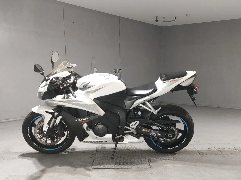 Honda CBR600RR 2007, white/silver, фото 2