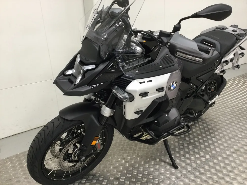 BMW R1300Gs Adv Asa 2026, чёрный, фото 3