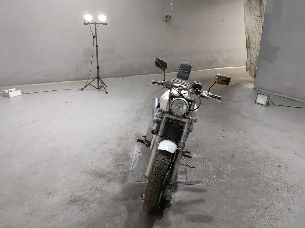 Honda V-Twin Magna 250, белый, фото 3