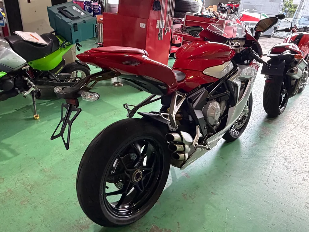 MV Agusta F3 800 2017, silver / red, фото 10