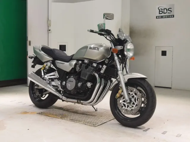 Yamaha XJR1200 1995, серебристый, фото 3