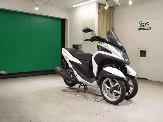 Yamaha Tricity 125, белый, фото 3