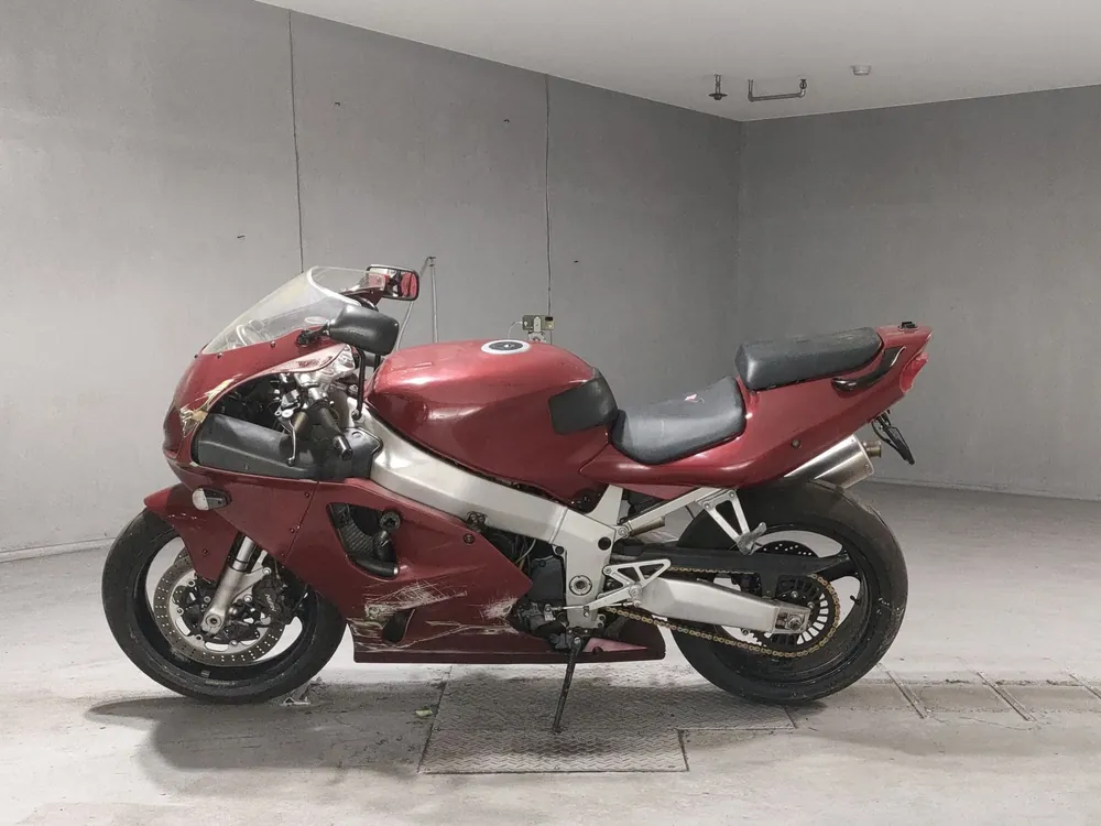 Kawasaki ZX-7R 1997, красный, фото 2