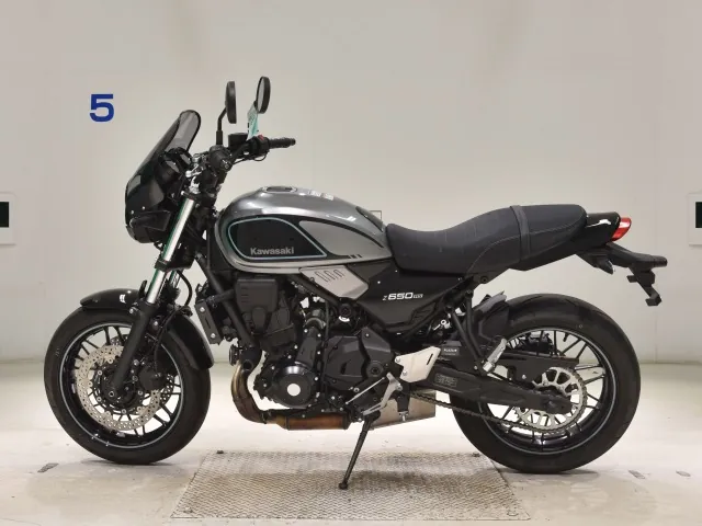 Kawasaki Z650RS 2024, black | silver, фото 2