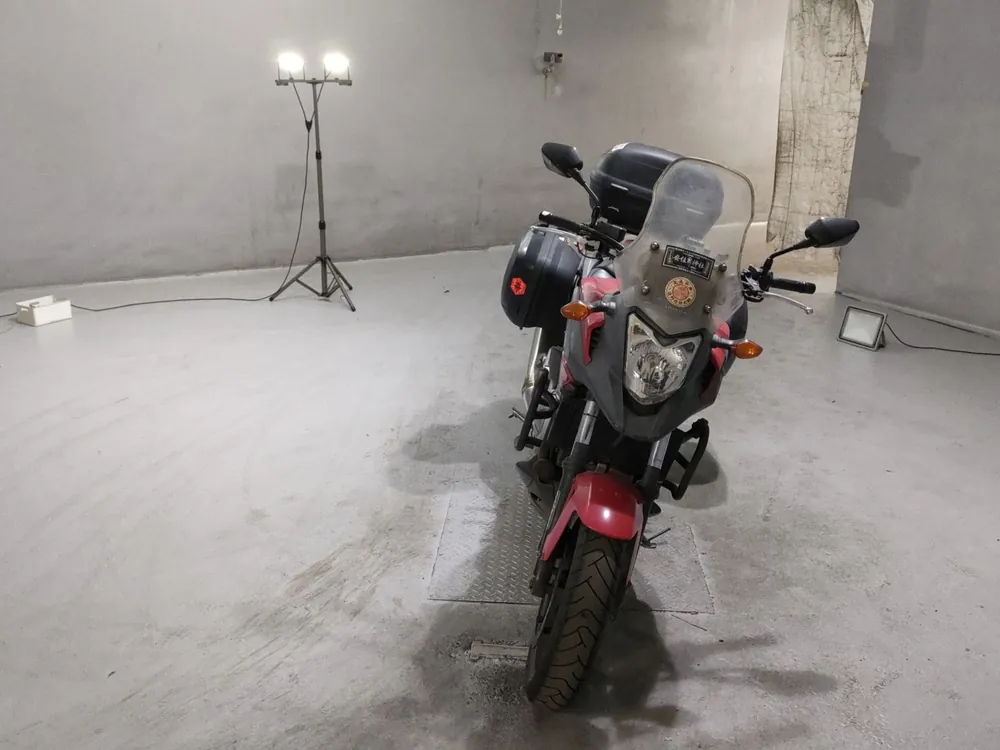 Honda NC700X 2013, красный, фото 3