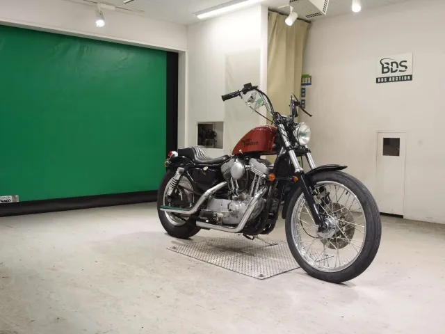 Harley-Davidson XLH883 1997, красный, чёрный, фото 3