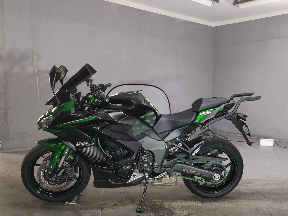 Kawasaki NINJA1000SX 2023, чёрный, зелёный, фото 2