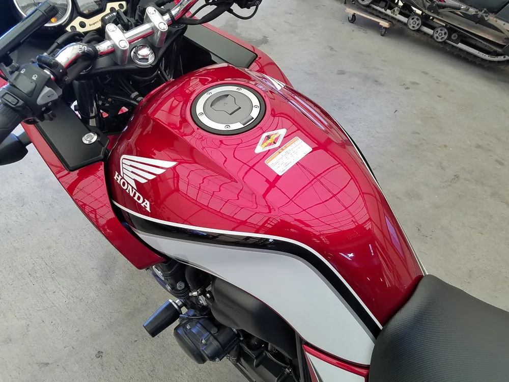 Honda CB400SB 2021, red / white / black, фото 4