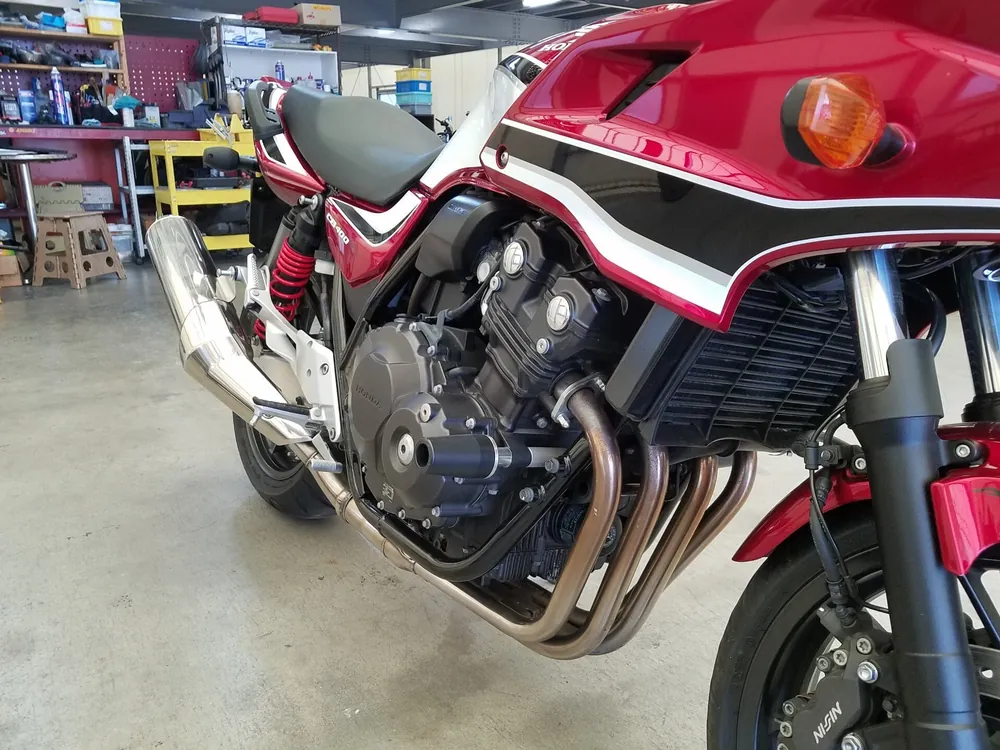 Honda CB400SB 2021, red / white / black, фото 7