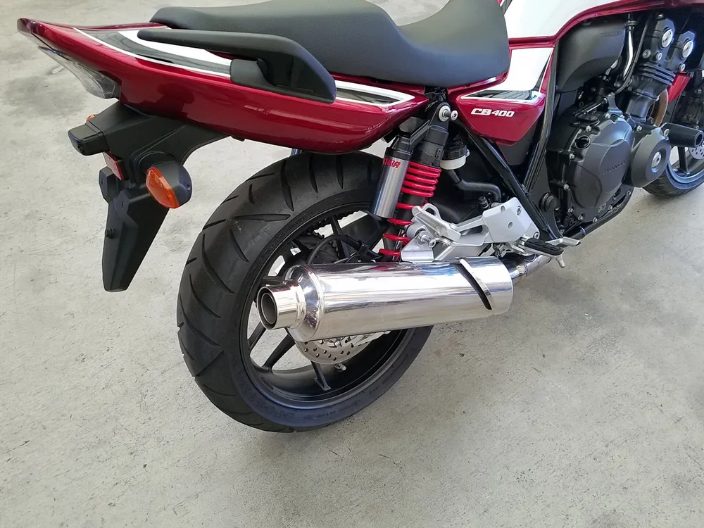 Honda CB400SB 2021, red / white / black, фото 9